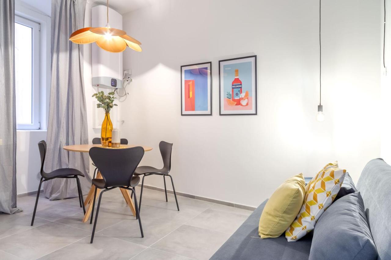 Stylish Loft In The City Center Trieste Exterior photo